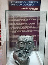 Piezas prehispánicas exhibidas dentro del Museo Comunitario Quetzalpapalotl